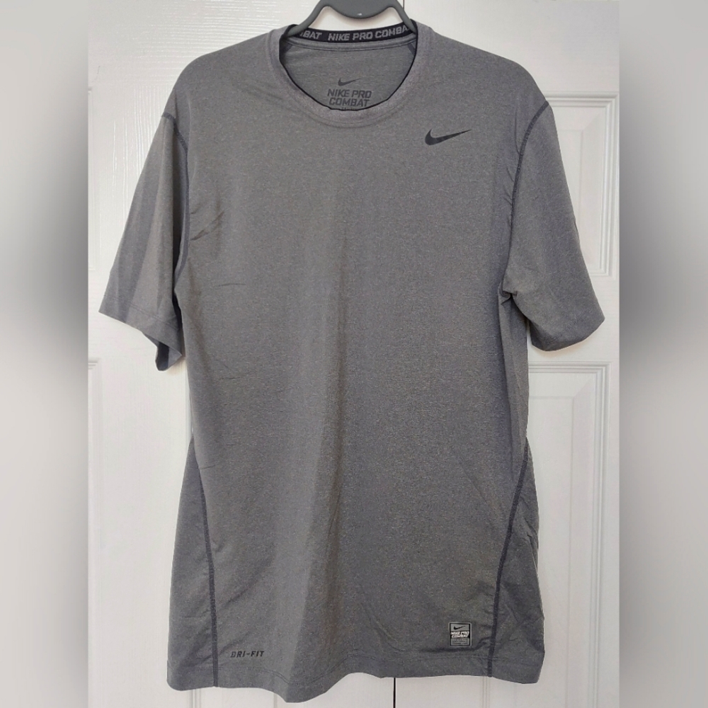 Men's Large Nike Pro Combat Shirt